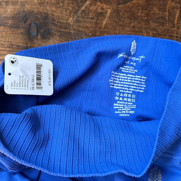 NWT Free People Movement Good Karma Legging Blue Swim Club Medium Large M L NEW - Picture 6 of 8